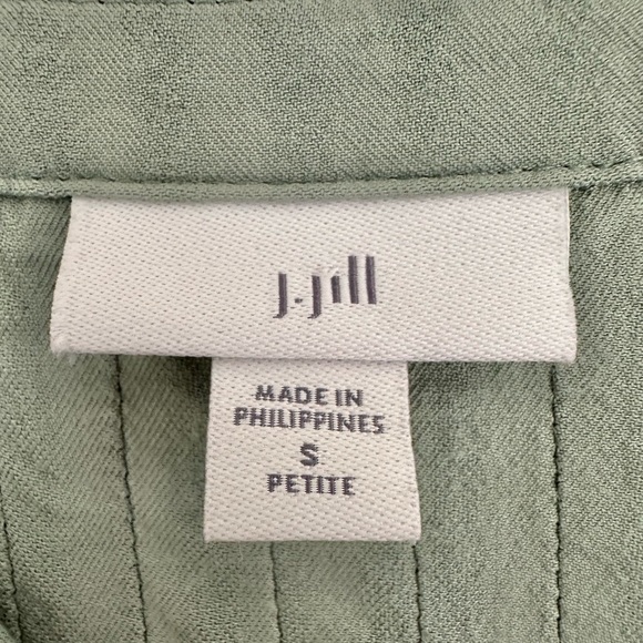 J.Jill Pintucked Popover Tunic in Mineral Sage Green Blouse Size Small Petite - Picture 9 of 13